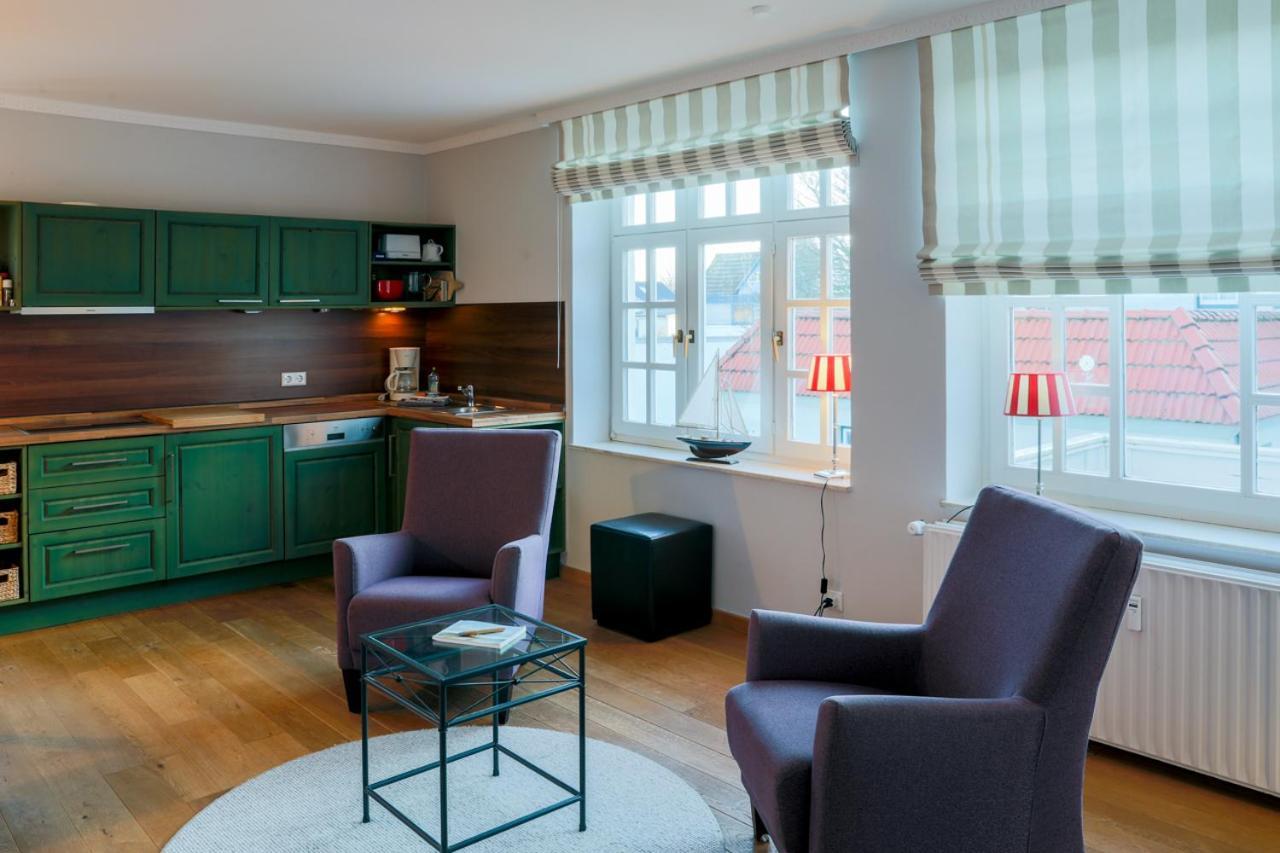 Villa Friedericia, Wohnung 3-Hochparterre Links Wyk auf Foehr Luaran gambar
